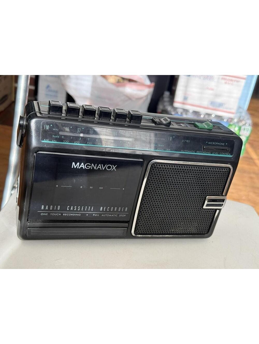 Magnavox Radio Cassette Recorder D7185/77R  AM/FM , Good Condition